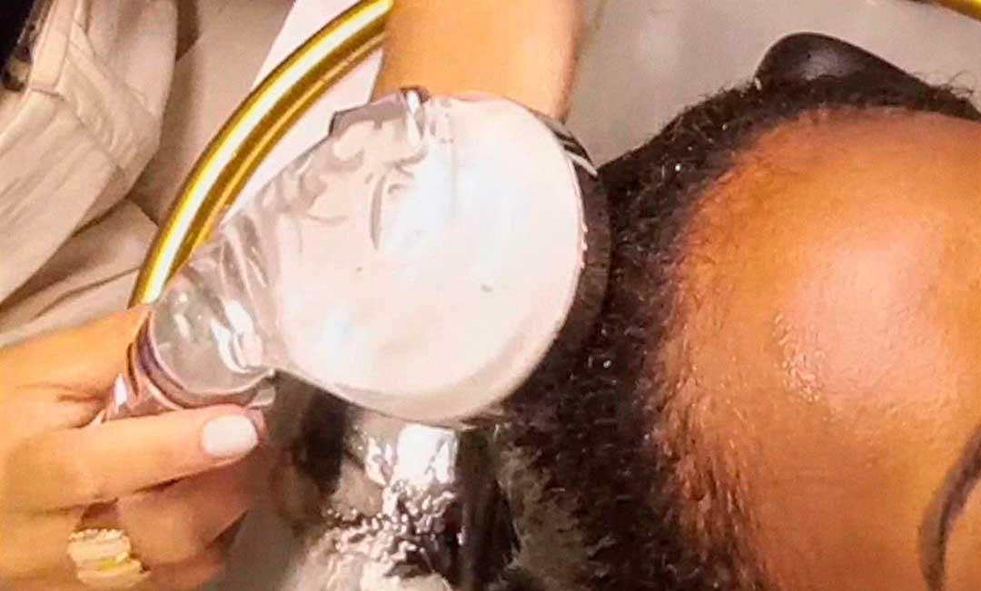 Detox e Controle de Oleosidade (Head Spa)
